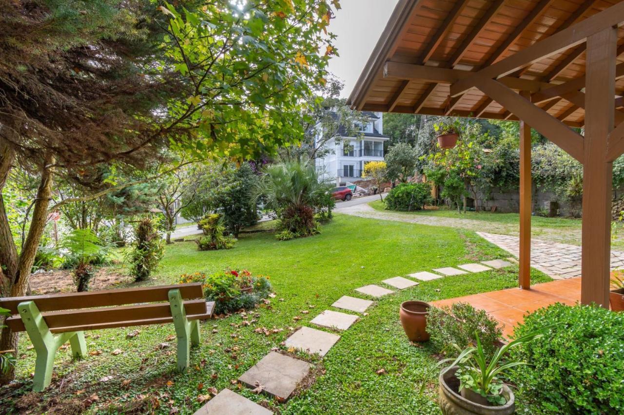 Rosa Casa Tirol Gramado